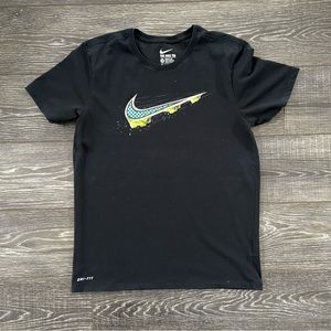 Nike Dri Fit Cleat Swoosh T-Shirt